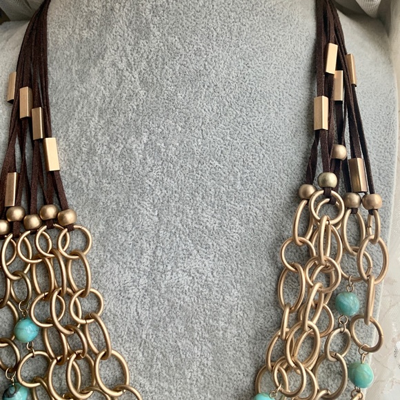 Gorgeous Boho Charming Charlie Suede & Turquoise Bead Statement Necklace - Picture 4 of 12